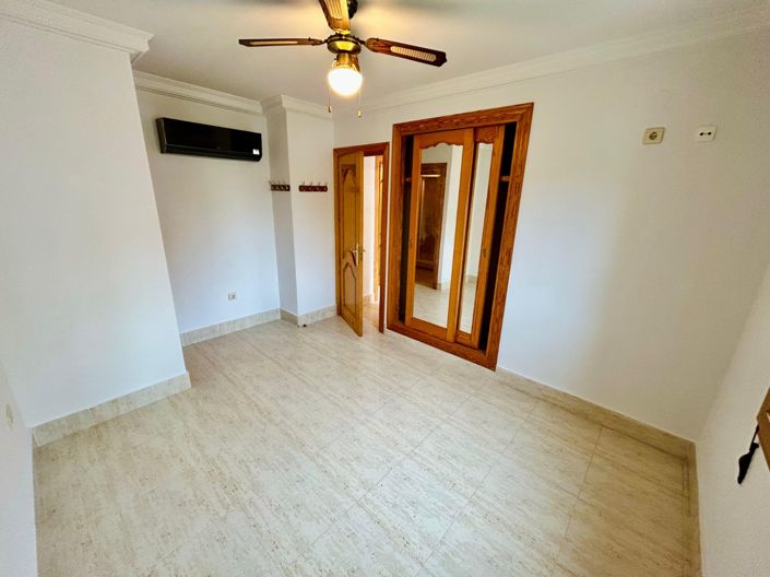 Image No.32-3 Bed Apartment for sale