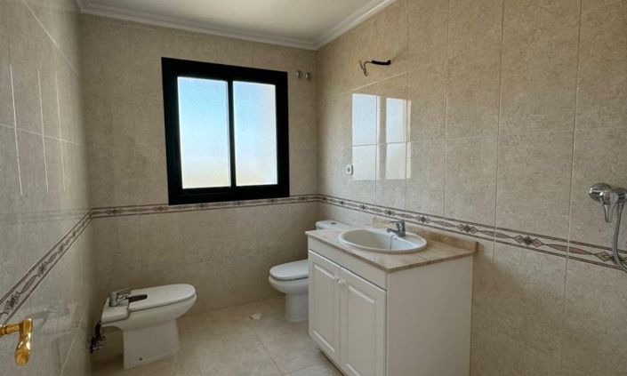 Image No.38-2 Bed Apartment for sale