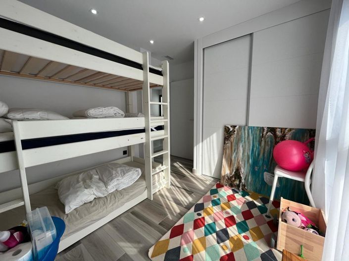 Image No.20-3 Bed Villa for sale