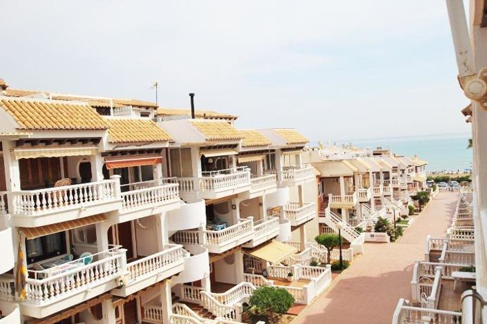 Image No.19-2 Bed House for sale