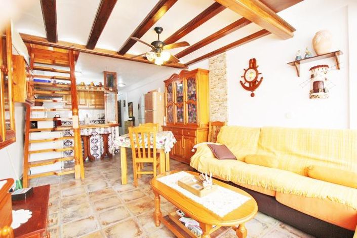 Image No.23-2 Bed House for sale