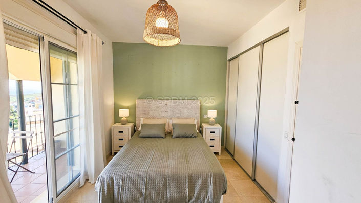 Image No.8-3 Bed Townhouse for sale