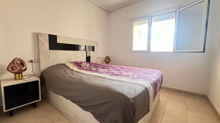 Image No.25-3 Bed Apartment for sale