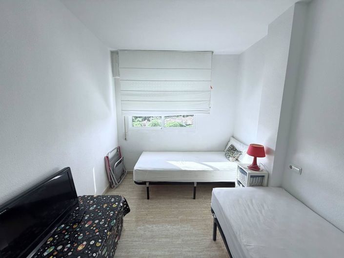 Image No.20-3 Bed Apartment for sale