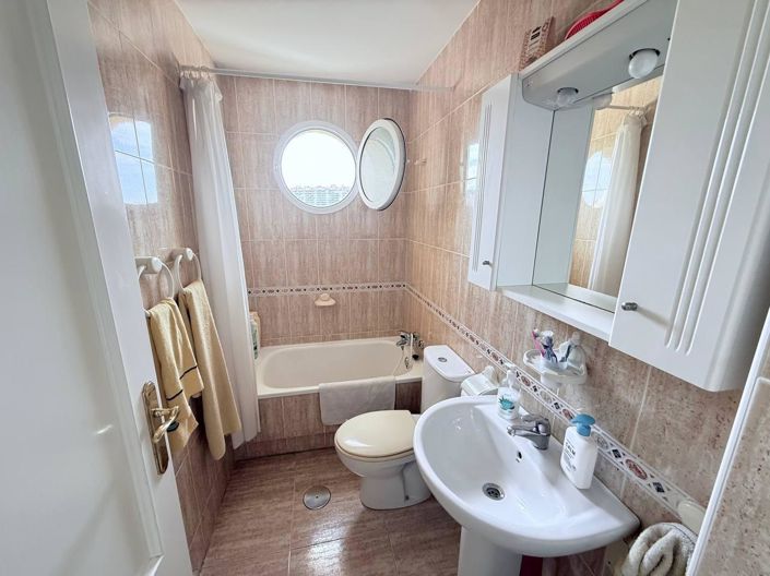 Image No.22-3 Bed Apartment for sale