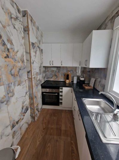 Image No.11-2 Bed Apartment for sale