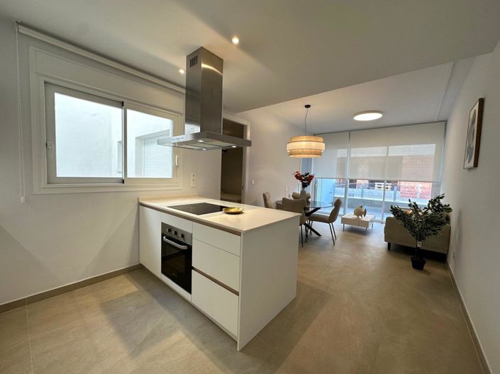 Image No.3-Appartement de 2 chambres à vendre à Torrevieja