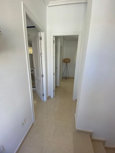 Image No.16-3 Bed Townhouse for sale