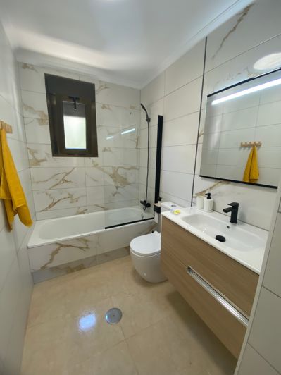 Image No.23-3 Bed Townhouse for sale