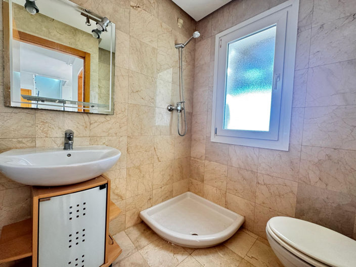 Image No.7-3 Bed Villa for sale