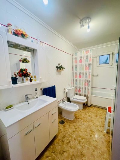 Image No.15-3 Bed Apartment for sale