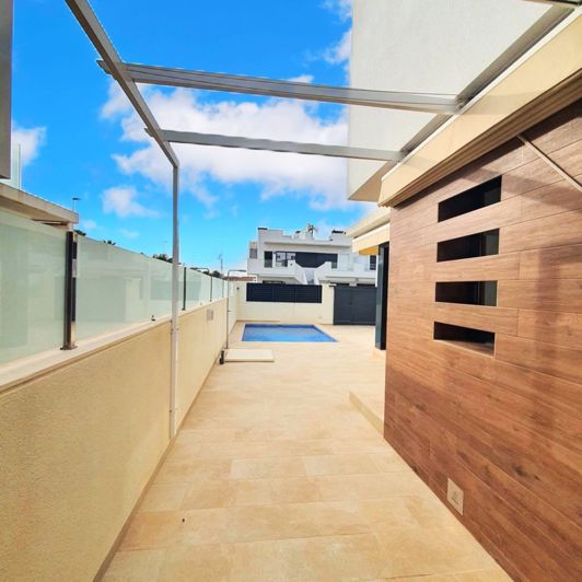 Image No.4-3 Bed Villa for sale