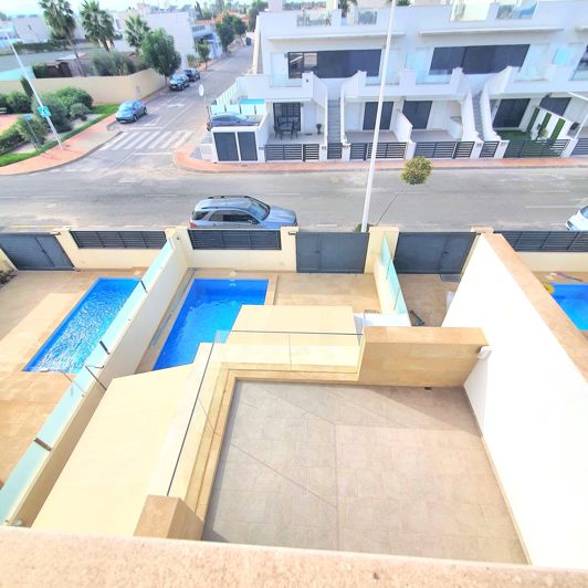 Image No.5-3 Bed Villa for sale