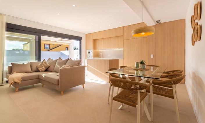 Image No.9-3 Bed Villa for sale