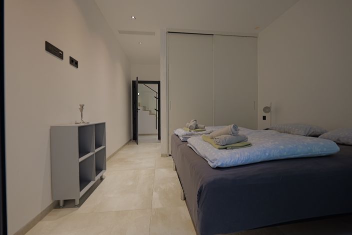 Image No.14-4 Bed Villa for sale