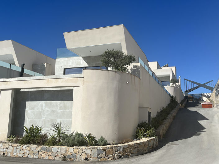 Image No.3-4 Bed Villa for sale