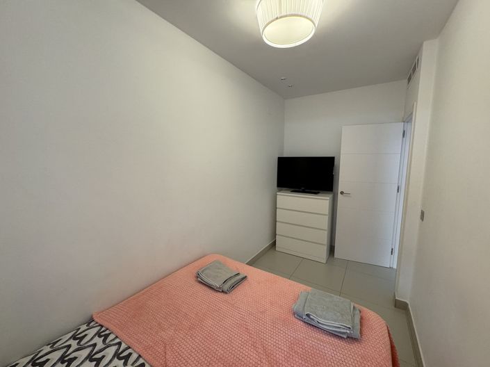 Image No.11-2 Bed Apartment for sale