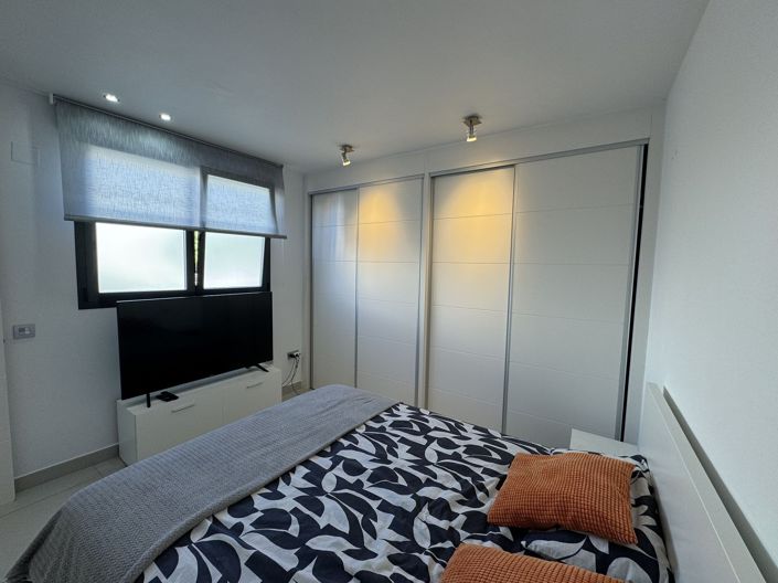 Image No.8-2 Bed Apartment for sale