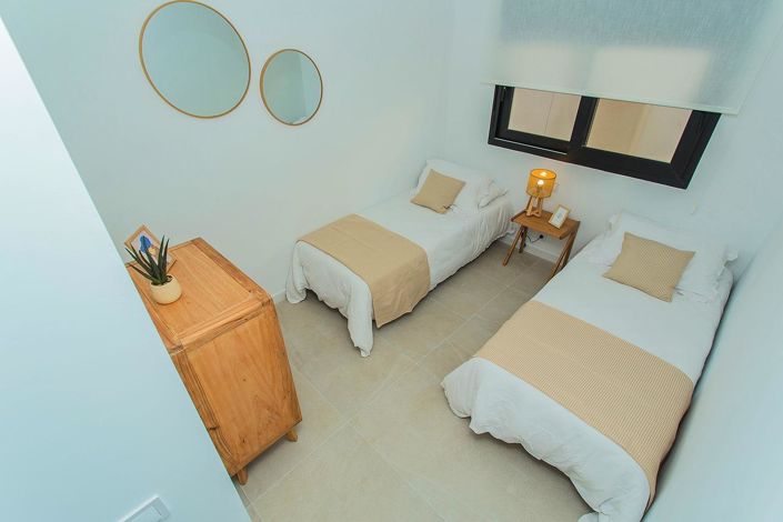 Image No.29-2 Bed Townhouse for sale