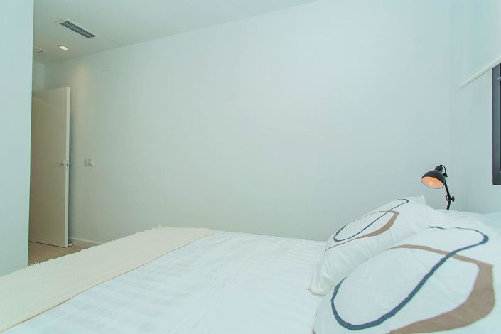 Image No.39-2 Bed Townhouse for sale