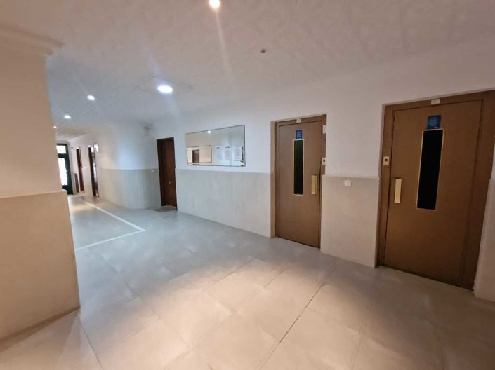 Image No.11-3 Bed Apartment for sale