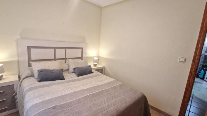 Image No.10-3 Bed Townhouse for sale