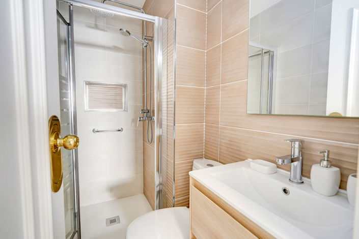 Image No.13-2 Bed Apartment for sale