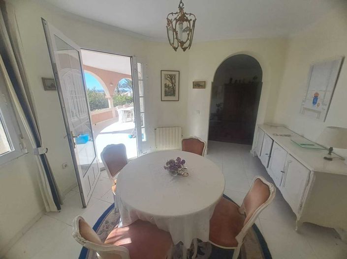 Image No.30-5 Bed Villa for sale