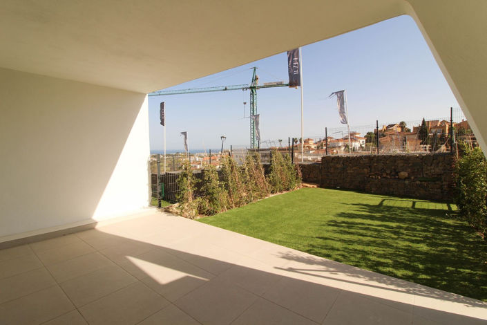 Image No.17-2 Bed Property for sale
