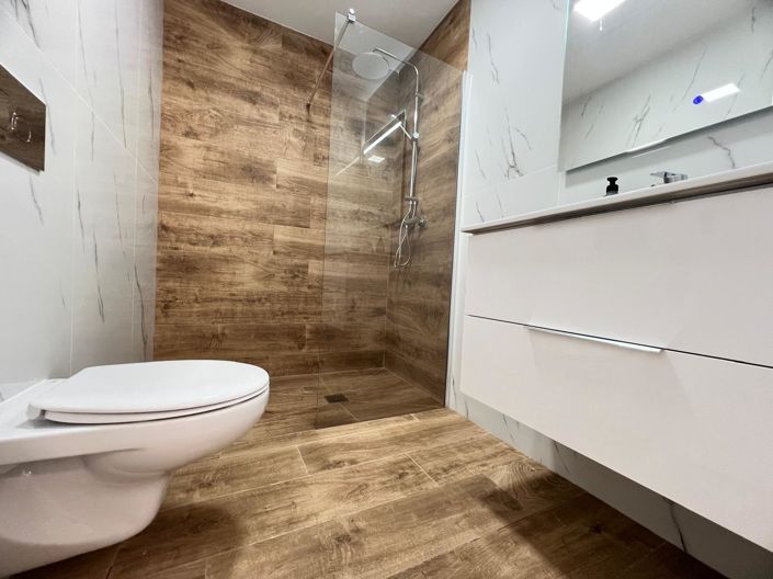 Image No.11-3 Bed Apartment for sale