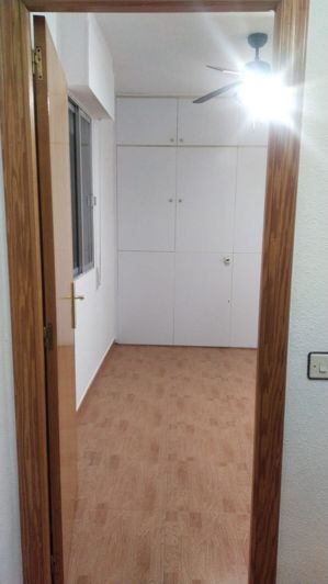 Image No.5-2 Bed Townhouse for sale