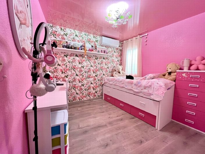 Image No.26-4 Bed Apartment for sale