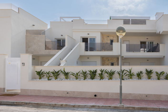 Image No.1-2 Bed Property for sale