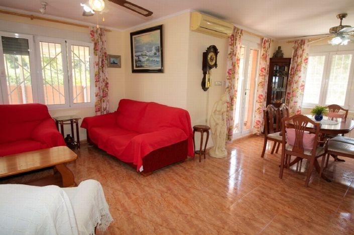 Image No.10-Villa de 5 chambres à vendre à Torrevieja