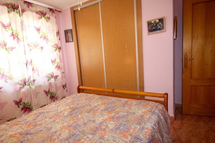 Image No.21-5 Bed Property for sale