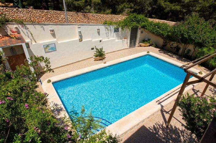 Image No.47-5 Bed Property for sale
