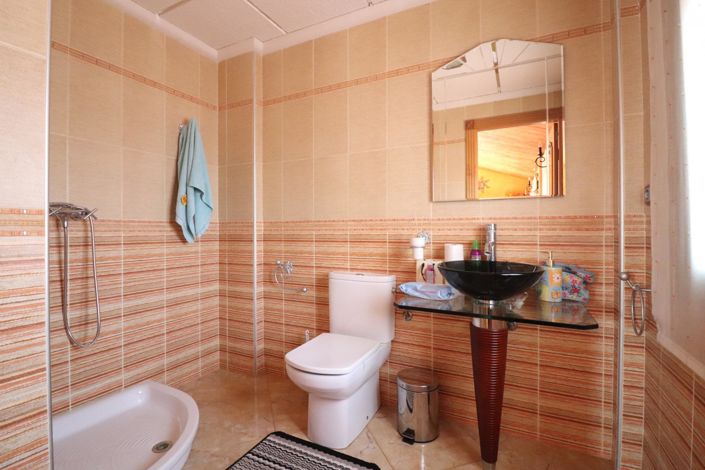 Image No.16-4 Bed Villa for sale