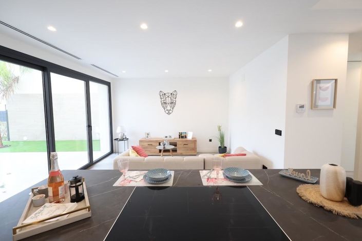 Image No.5-3 Bed Villa for sale