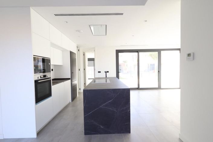 Image No.6-3 Bed Villa for sale