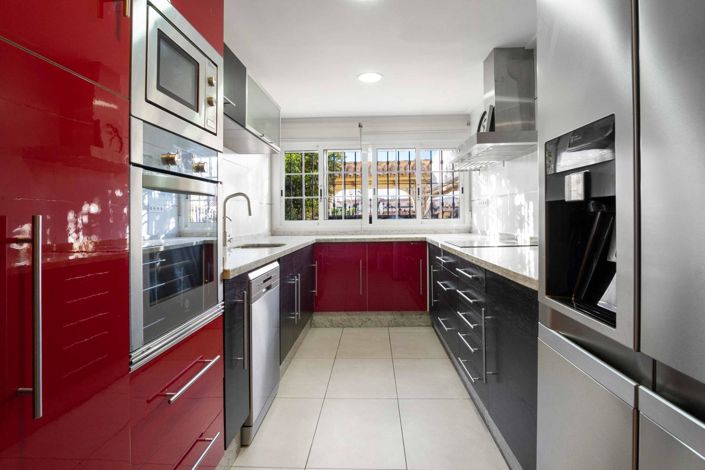 Image No.7-5 Bed Villa for sale