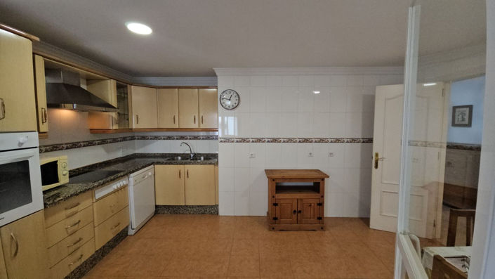 Image No.2-Propriété de 2 chambres à vendre à Estepona