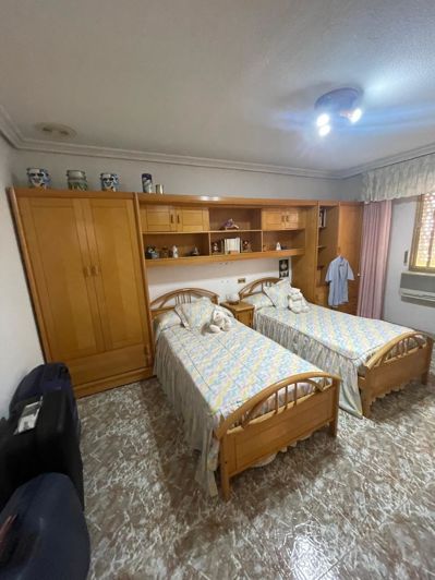 Image No.13-4 Bed Apartment for sale