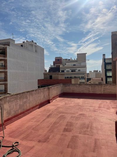 Image No.18-4 Bed Apartment for sale