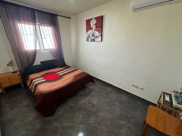 Image No.24-3 Bed Apartment for sale