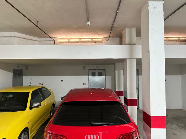 Image No.24-3 Bed Apartment for sale