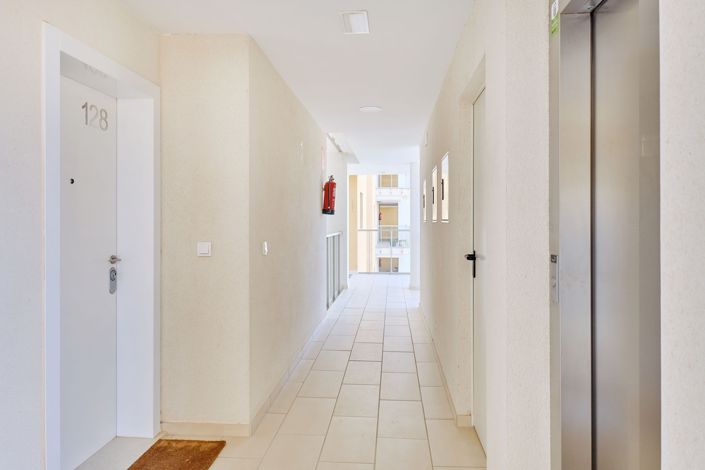 Image No.22-2 Bed House for sale