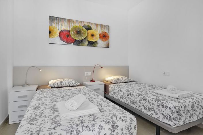Image No.31-2 Bed House for sale