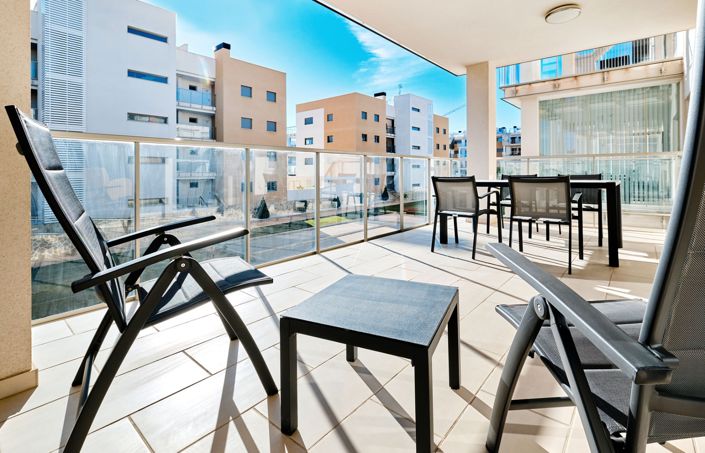Image No.5-2 Bed House for sale