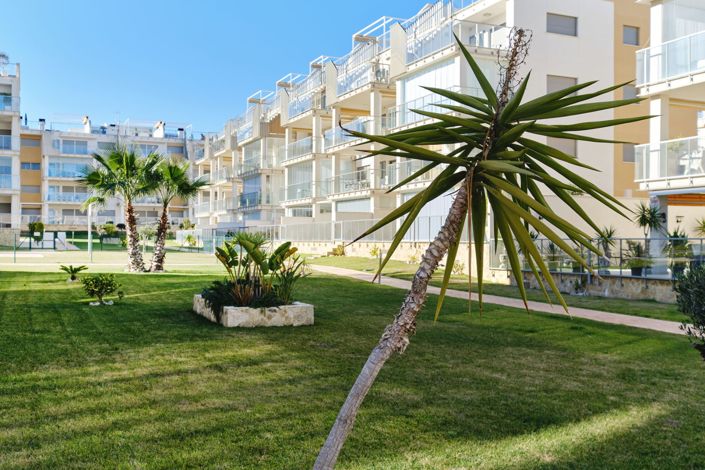 Image No.7-2 Bed House for sale