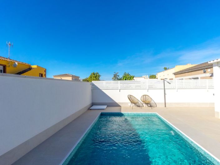 Image No.23-3 Bed Villa for sale